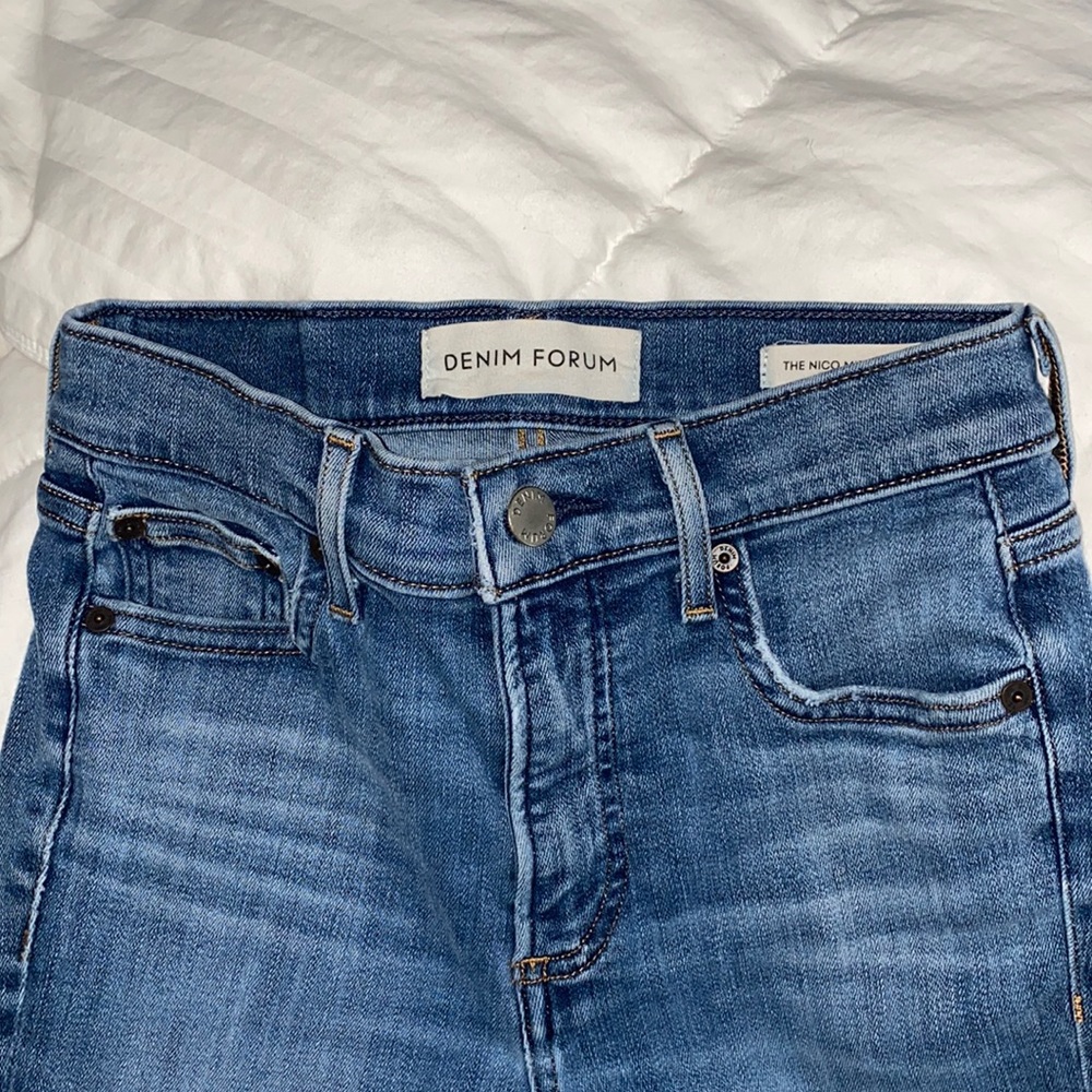 Aritizia Denim Forum nico mid rise skinny cropped